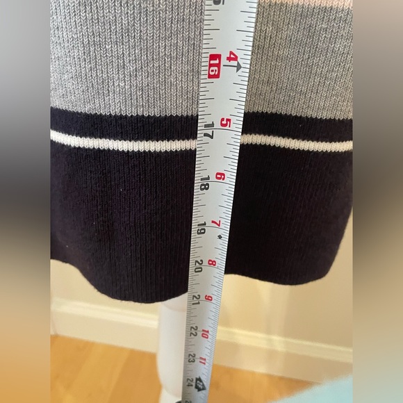 Ann Taylor Striped Sweater Pencil Skirt and Tank Set. Size Small - Picture 3 of 13